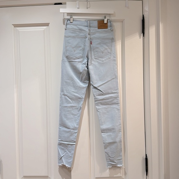 Levi’s mile high super skinny with fray ankle 26 - Picture 2 of 5